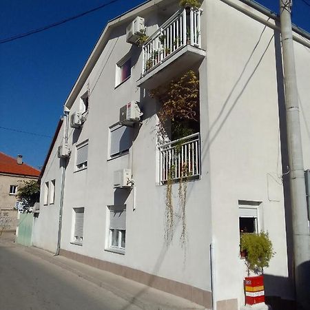 Biba Bed and Breakfast Mostar Exteriör bild